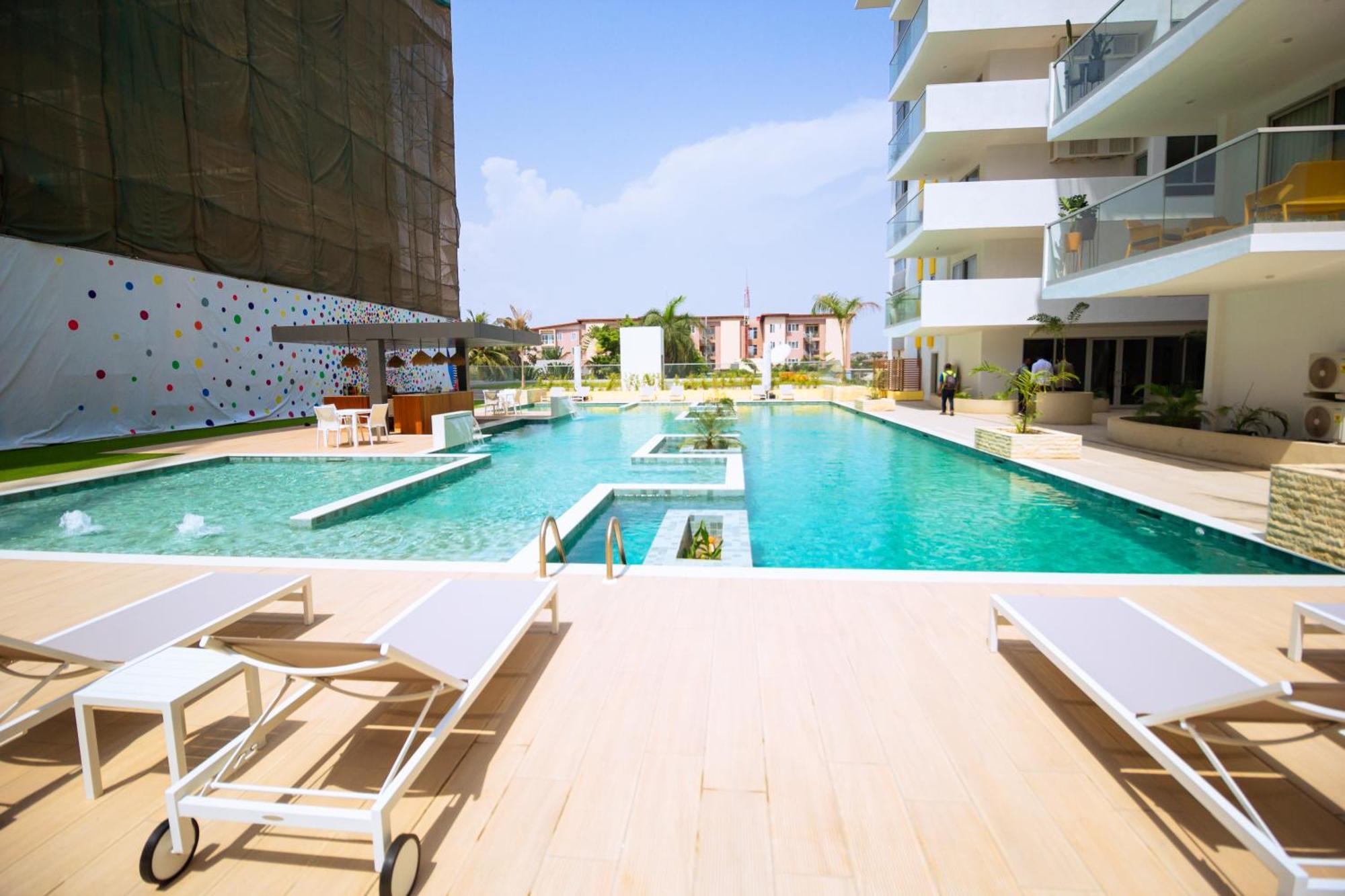 The Pavilion 1Bdr Luxury Apt Accra Exterior photo